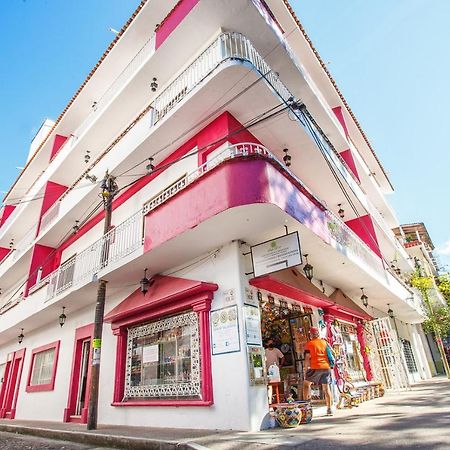 Suites Plaza Del Rio - Family Hotel Malecon Centro Пуерто Валярта Екстериор снимка