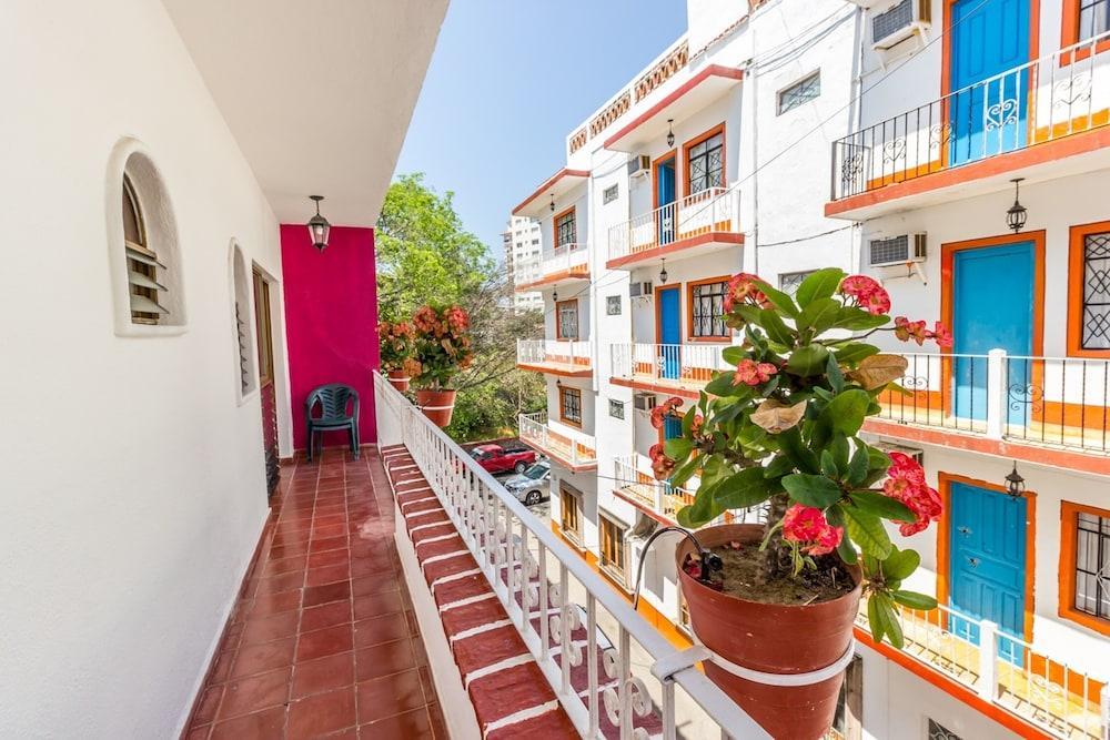 Suites Plaza Del Rio - Family Hotel Malecon Centro Пуерто Валярта Екстериор снимка