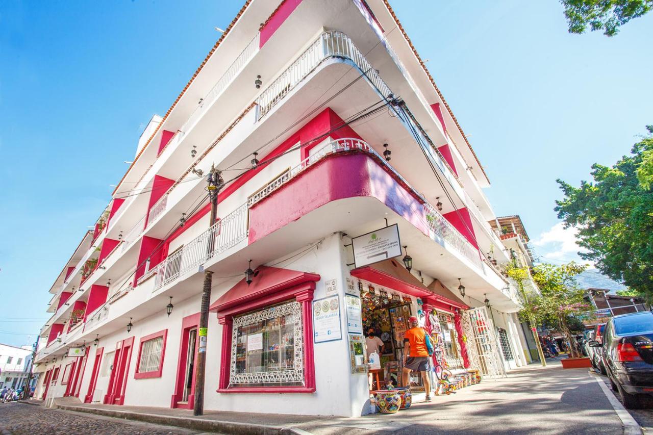 Suites Plaza Del Rio - Family Hotel Malecon Centro Пуерто Валярта Екстериор снимка