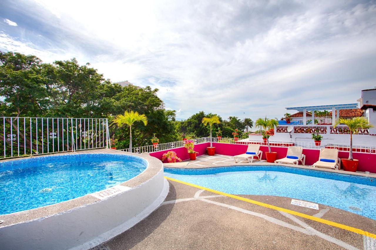 Suites Plaza Del Rio - Family Hotel Malecon Centro Пуерто Валярта Екстериор снимка