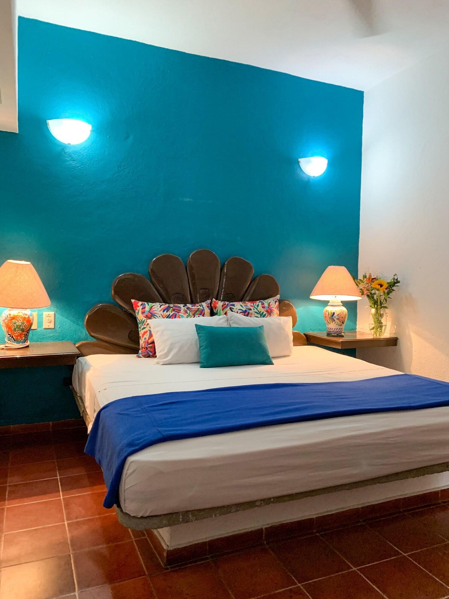 Suites Plaza Del Rio - Family Hotel Malecon Centro Пуерто Валярта Екстериор снимка