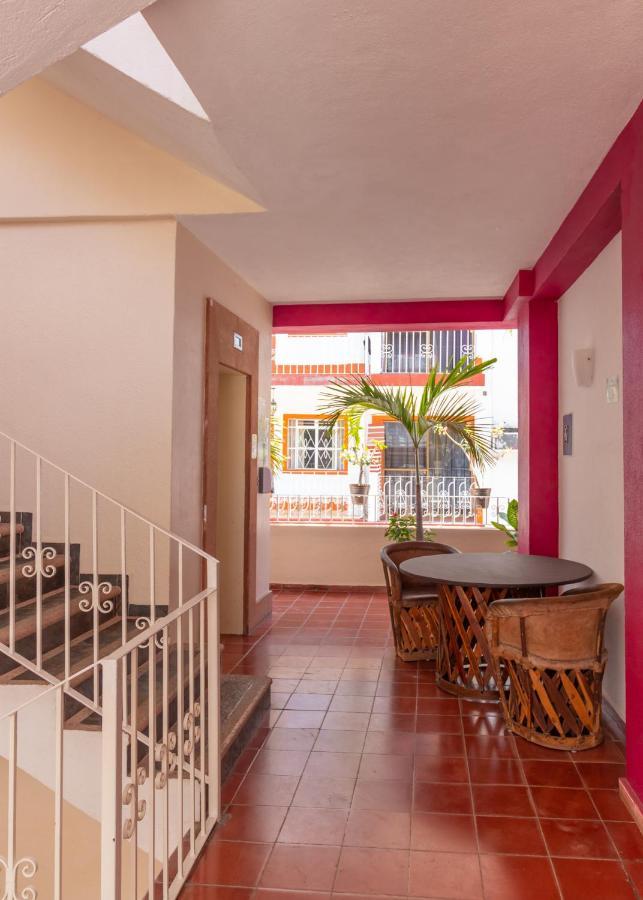 Suites Plaza Del Rio - Family Hotel Malecon Centro Пуерто Валярта Екстериор снимка
