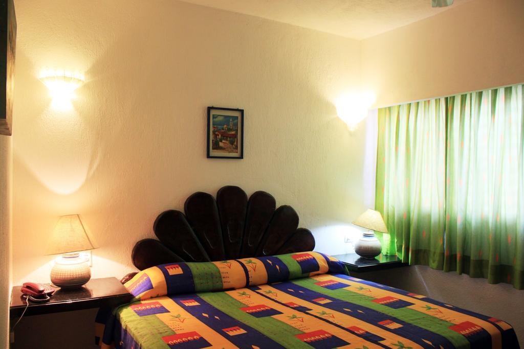 Suites Plaza Del Rio - Family Hotel Malecon Centro Пуерто Валярта Екстериор снимка